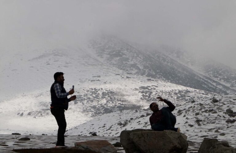 Anticipated Snowfall in Jammu and Kashmir Breaks Prolonged Dry Spell