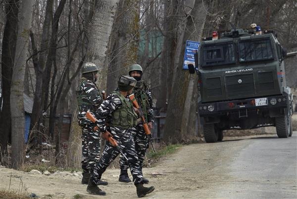 Security Forces Engage in Confrontation with Terrorists in Kulgam, J&K