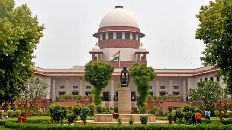 Supreme Court Declines Stay on New Law for CEC, ECs Appointment; Sends Notice to Centre