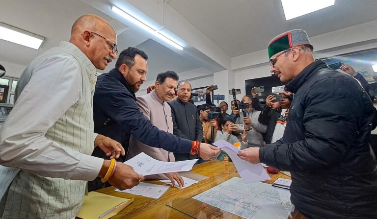 Disqualified Congress MLAs and Independents Set to Join BJP