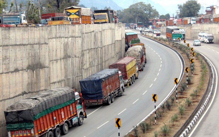 Jammu-Srinagar Highway Reopens for Traffic After 12-Hour Closure