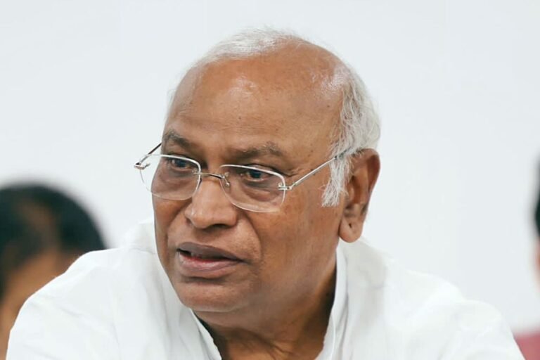 Kharge: Launch of the Battle to Safeguard Our Constitution and Democracy Begins Today in LS Polls