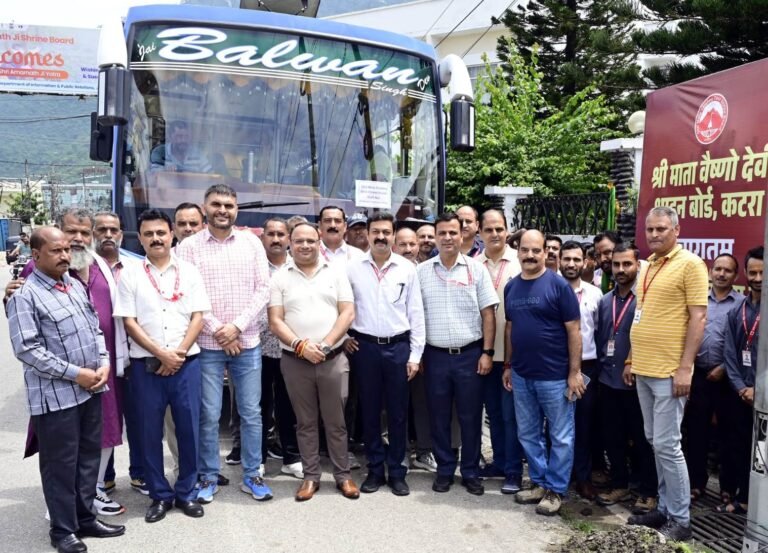 Shrine Board organises Excursion Tour to Amritsar for Frontline Cleanliness Warriors